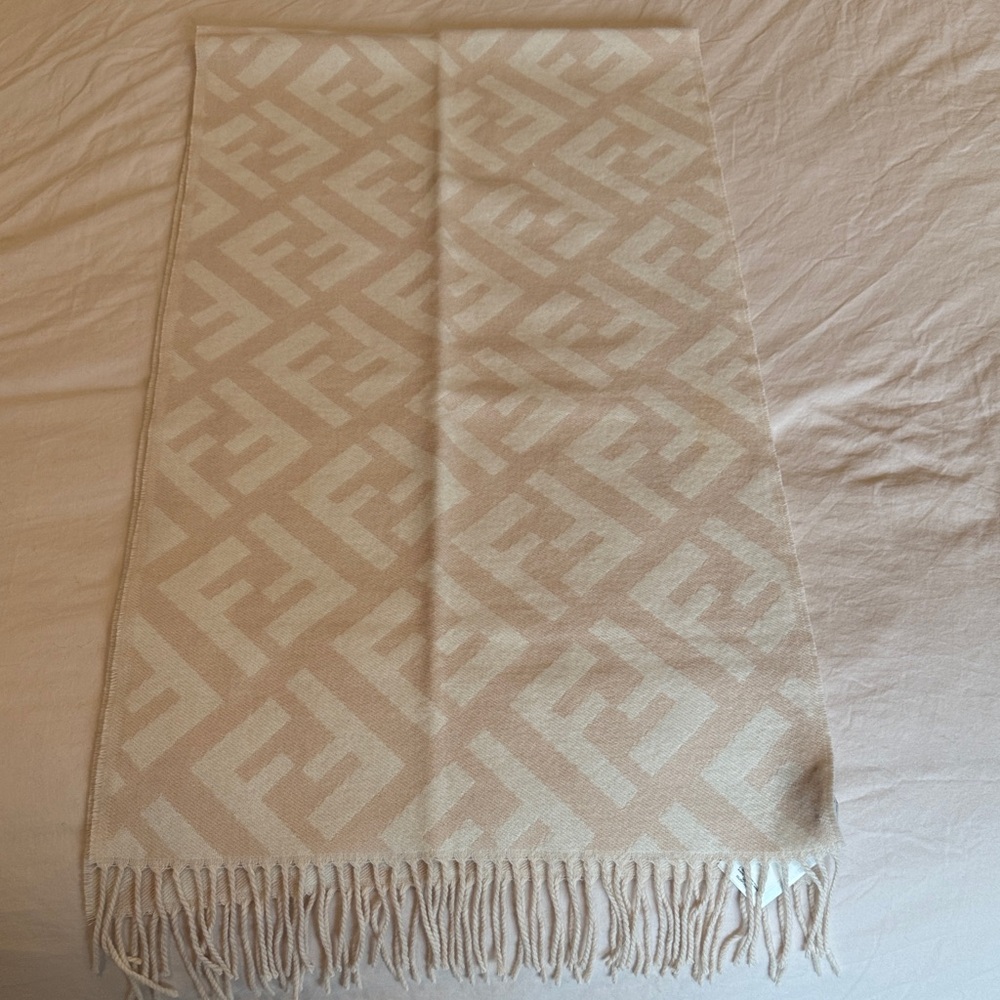 Fendi FF scarf - Picture 2 of 4